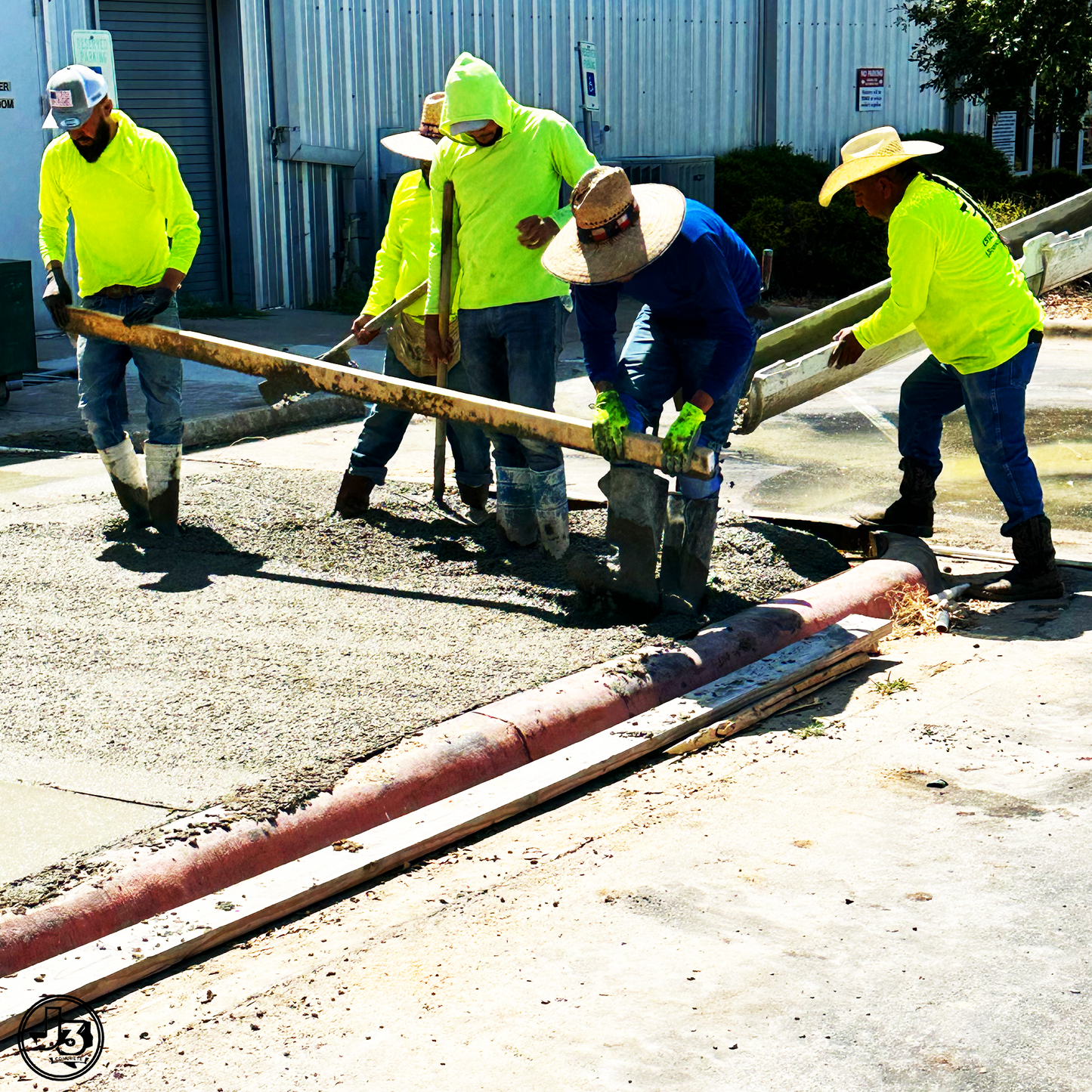 CURB, GUTTERS, & CIVIL CONCRETE